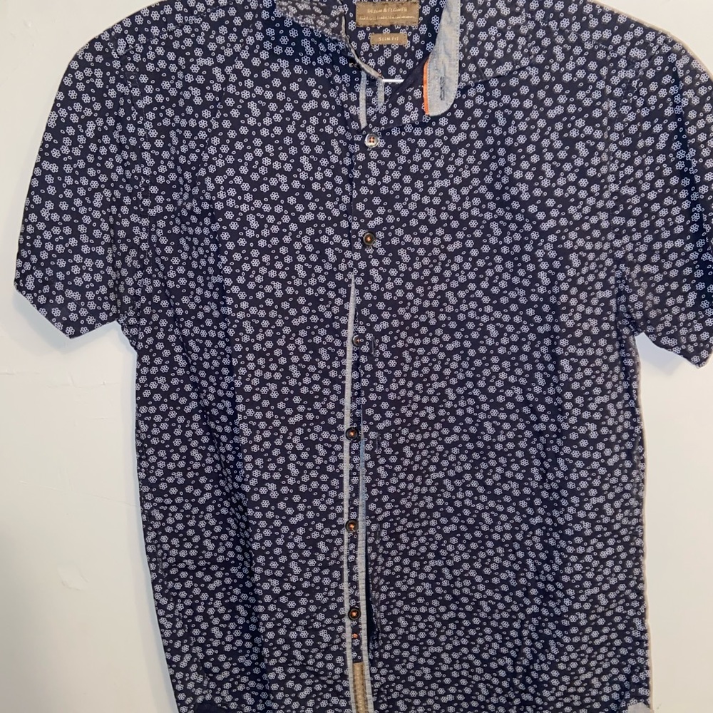 Package Deal 2 Men’s Button Downs
